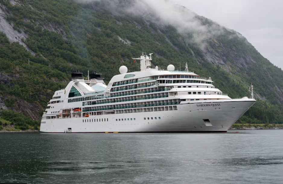 Cruise Ship